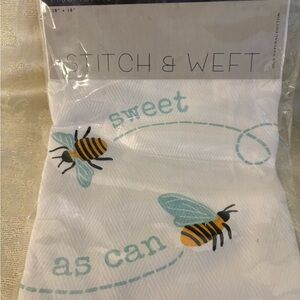 Stitch & Weft Bee Design Kitchen Towel